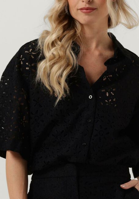 Zwarte SELECTED FEMME Blouses SLFKAROLA 2/4 OVERSIZE LACE SHIRT - large