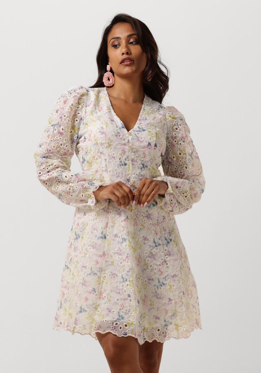 NEO NOIR Dames Jurken Cabana Embroidery Dress Creme