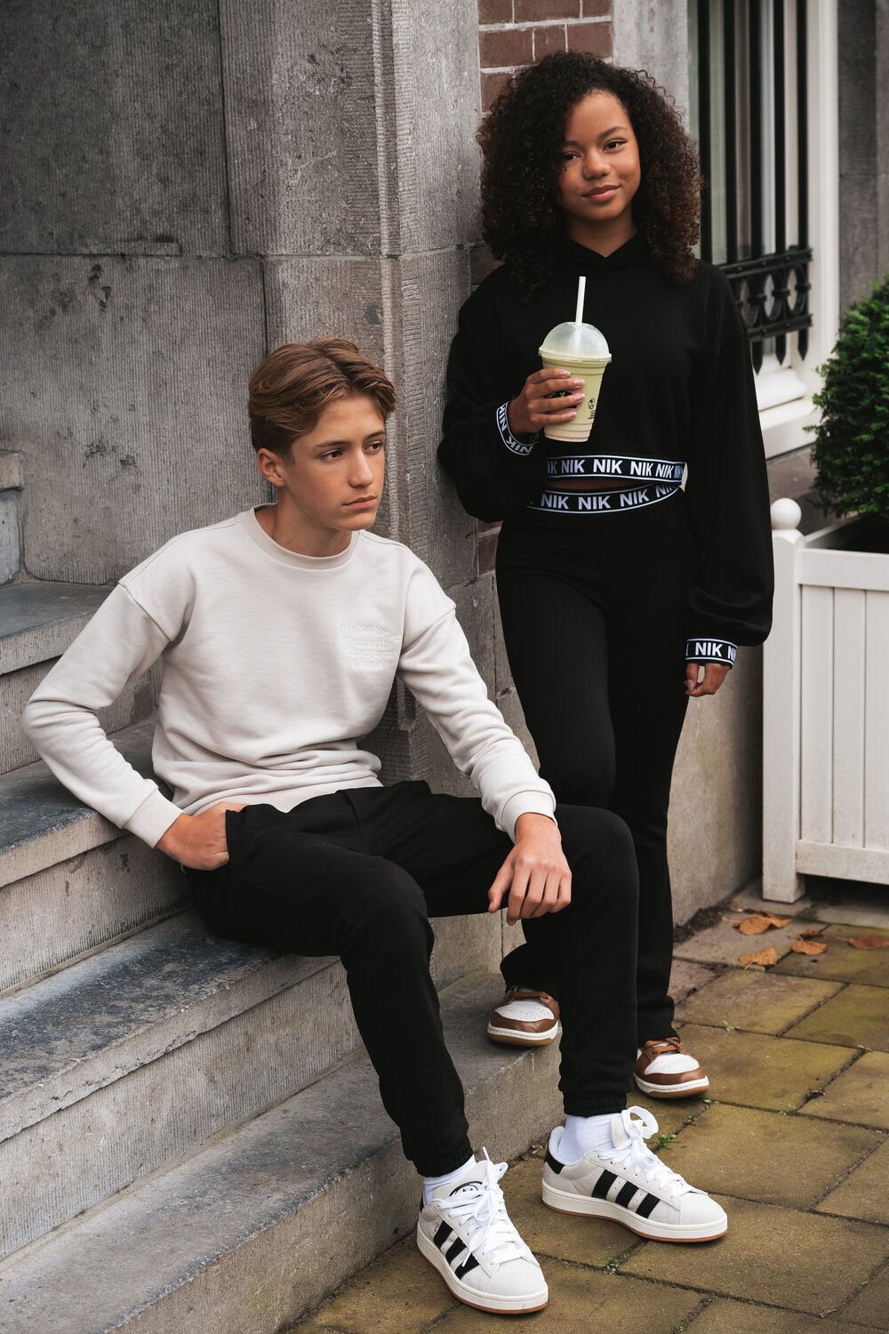 NIK & NIK Jongens Broeken Justin Sweatpants Zwart
