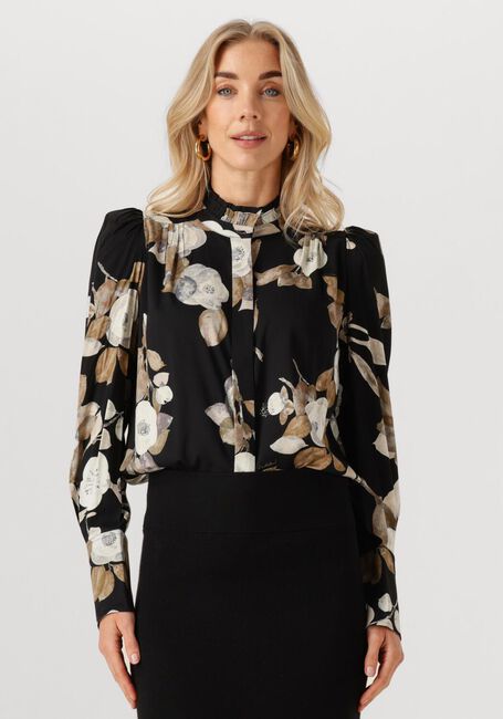 DEA KUDIBAL ROBERTA - large