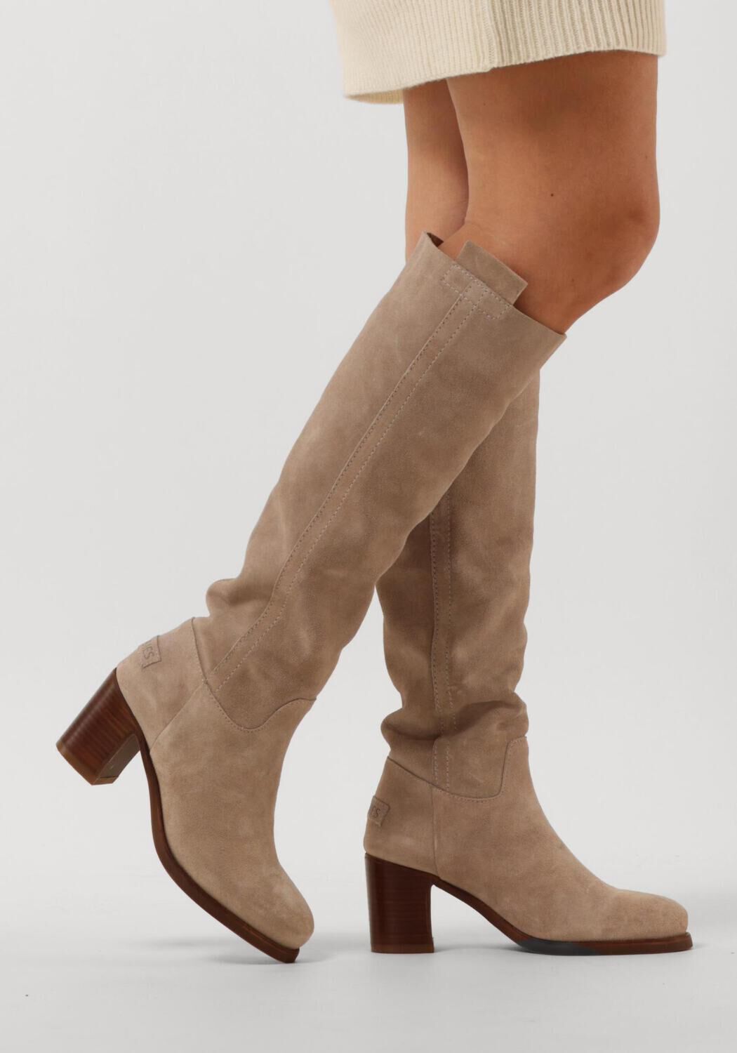 Beige laarzen hoog 2025