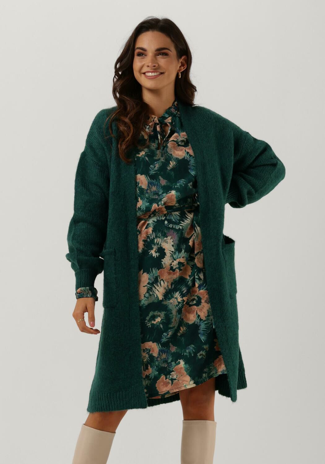 Vest over jurk shop
