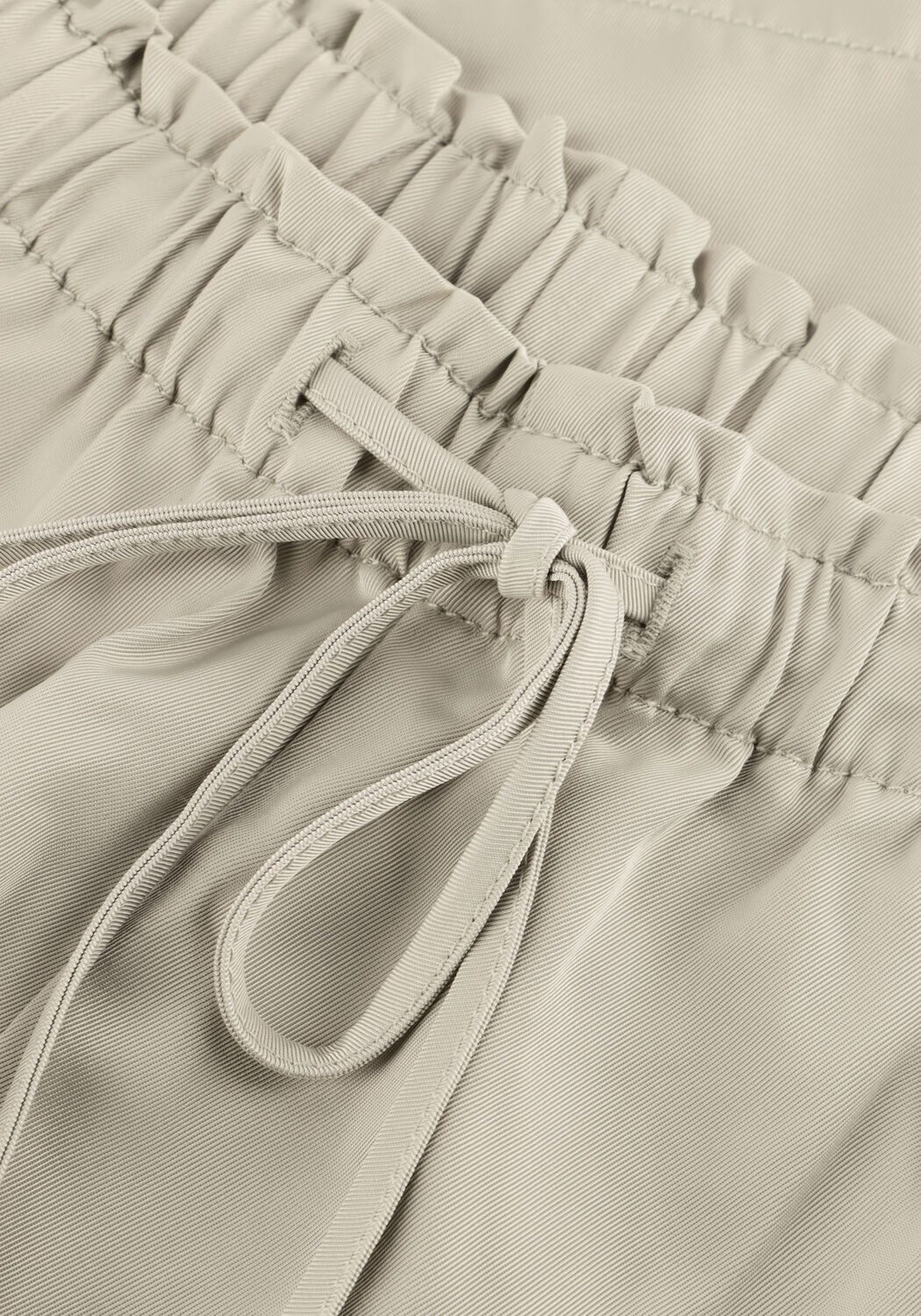 Beige EDITED Shorts YOKO SHORTS - large