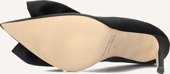 OMODA ATELIER X IRIS - DAE OMODA ATELIER X IRIS - DAE - large