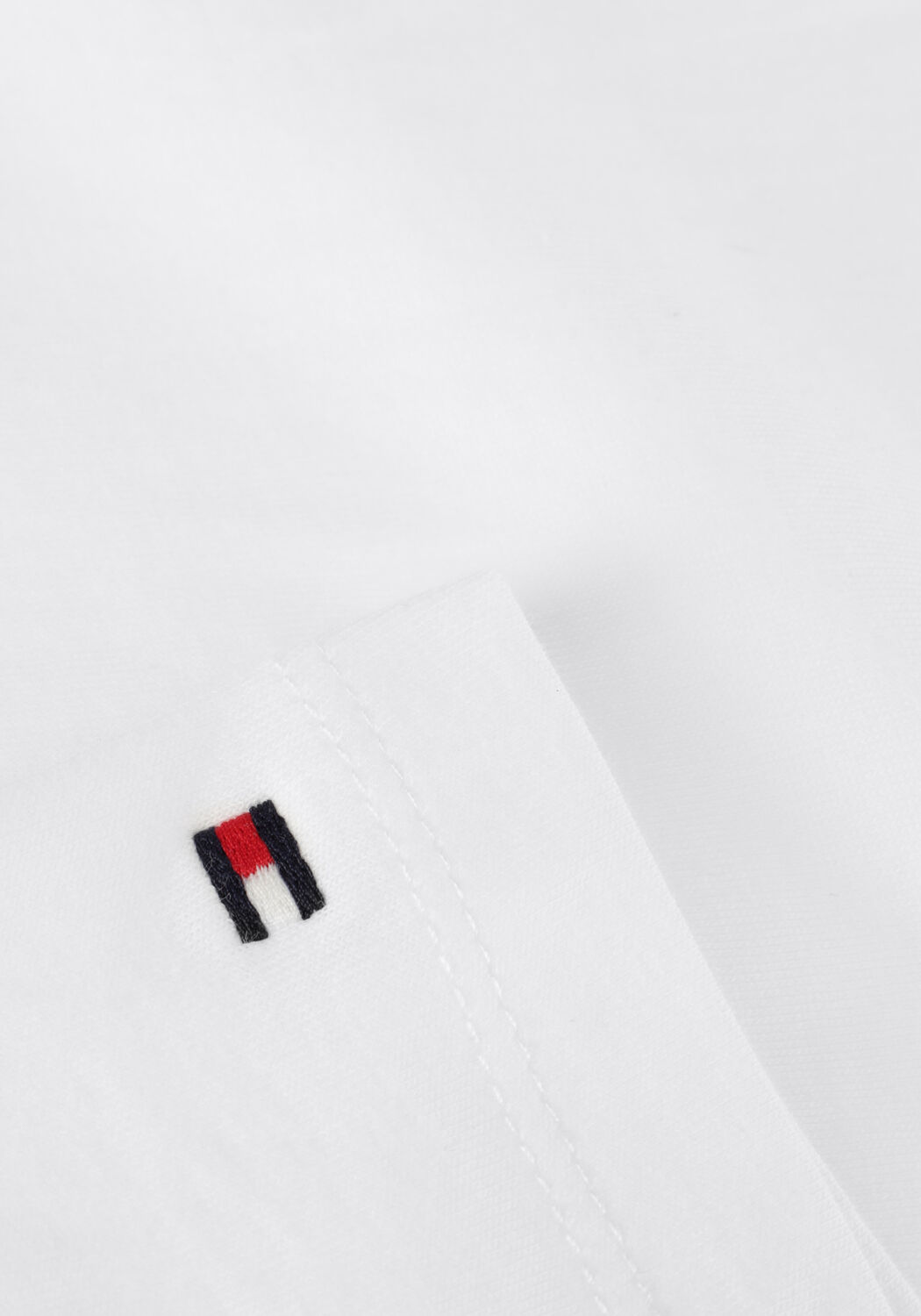 Witte TOMMY HILFIGER T-shirt REC CORP LOGO C-NK - large