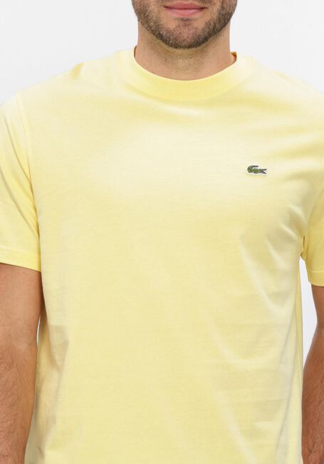 Gele LACOSTE T-shirt COTTON T-SHIRT - large