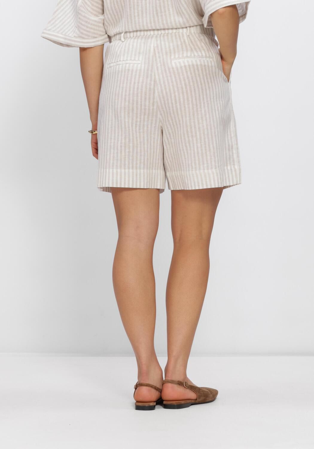 Grijze WITHBLACK Broeken WBLBIANCA SHORTS - large