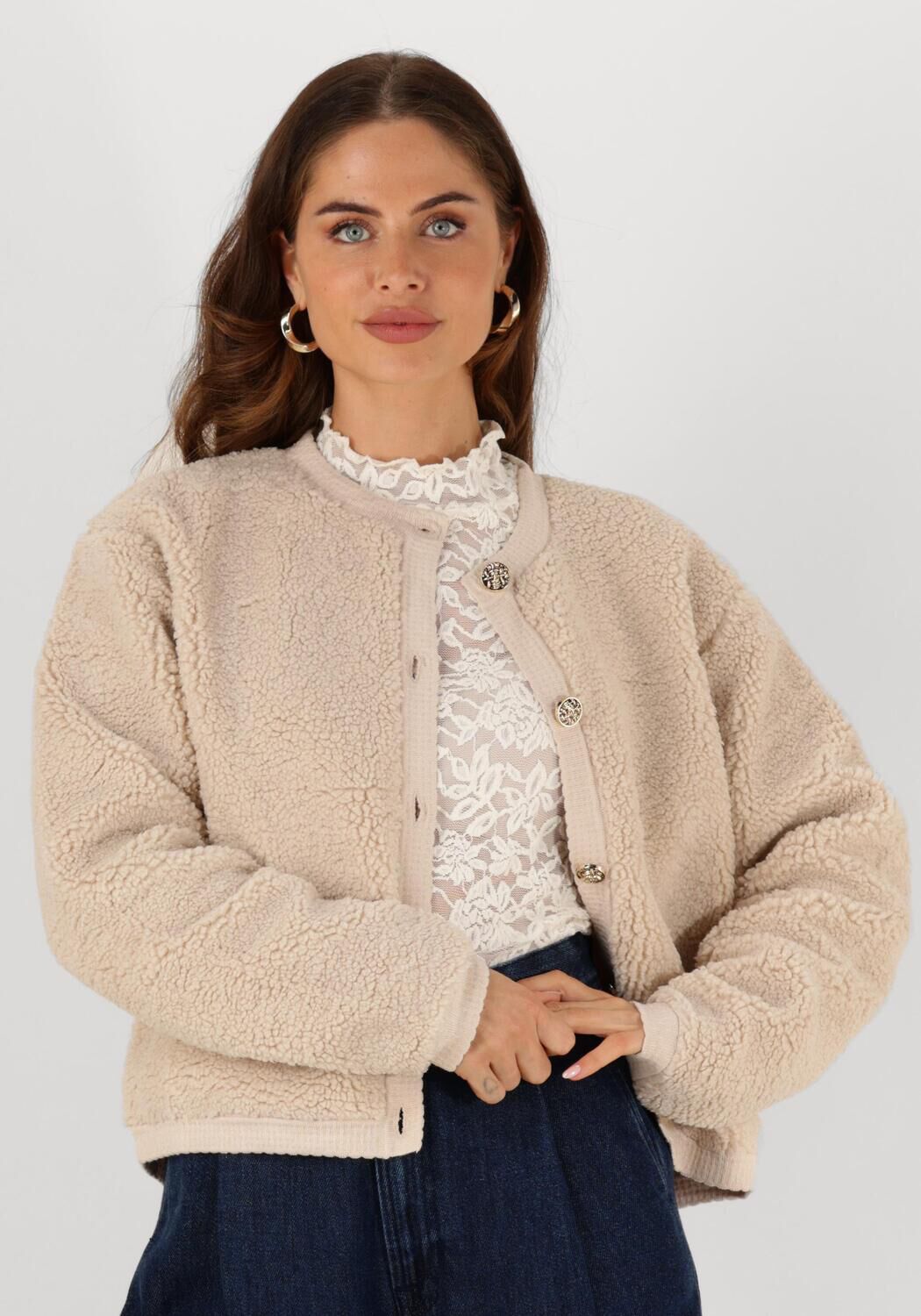 NEO NOIR Fluffy gebreide cardigan met decoratieve knopen Beige Dames