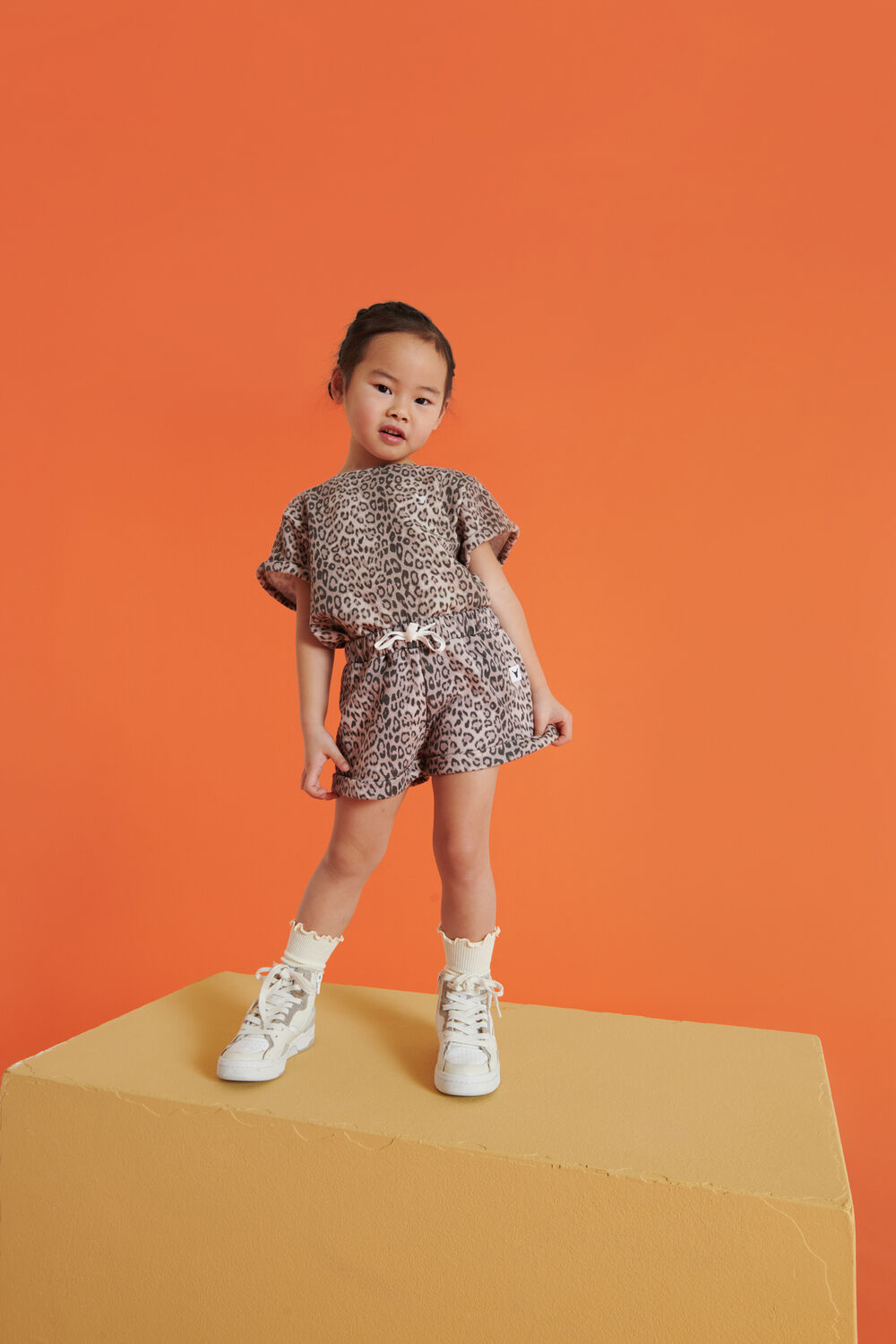 Bruine ALIX MINI T-shirt KIDS KNITTED ANIMAL SWEAT TOP - large