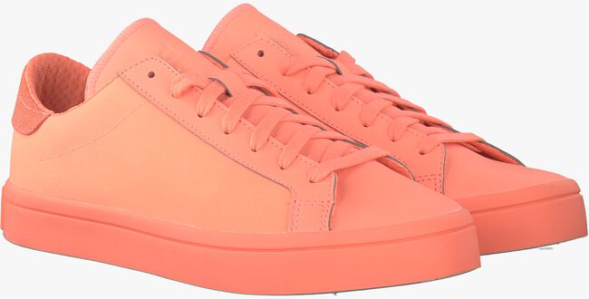 roze ADIDAS Sneakers COURTVANTAGE ADICOLOR  - large