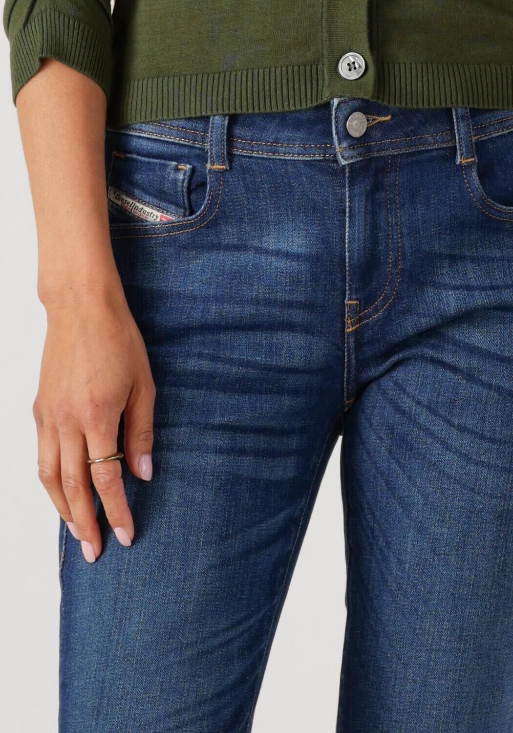 DIESEL Dames Jeans 1969 D-ebbey Blauw