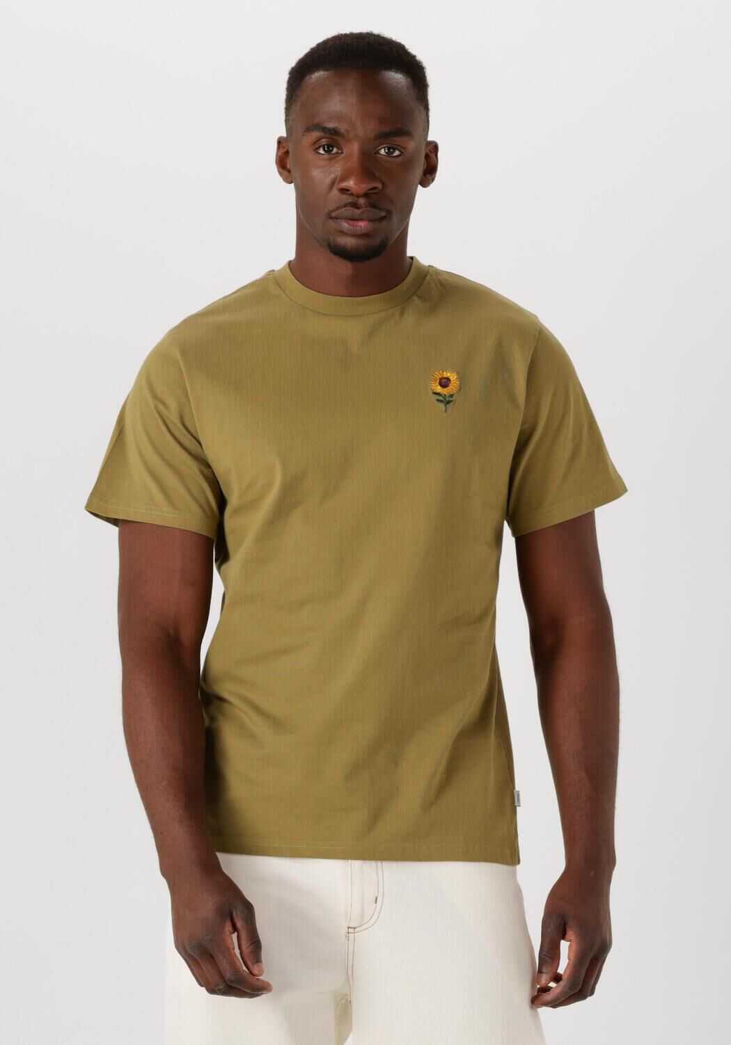 FORÉT Forét Heren Polo's & T-shirts Tournesol T-shirt Olijf
