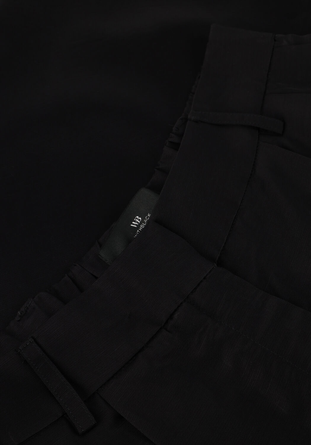 Zwarte WITHBLACK Wijde broek WBLSELMA WIDE LINEN BERMUDA - large