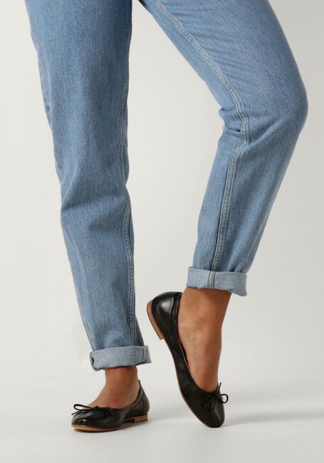 Witte NOTRE-V Ballerina's 08-323 Witte NOTRE-V Ballerina's 08-323 - large