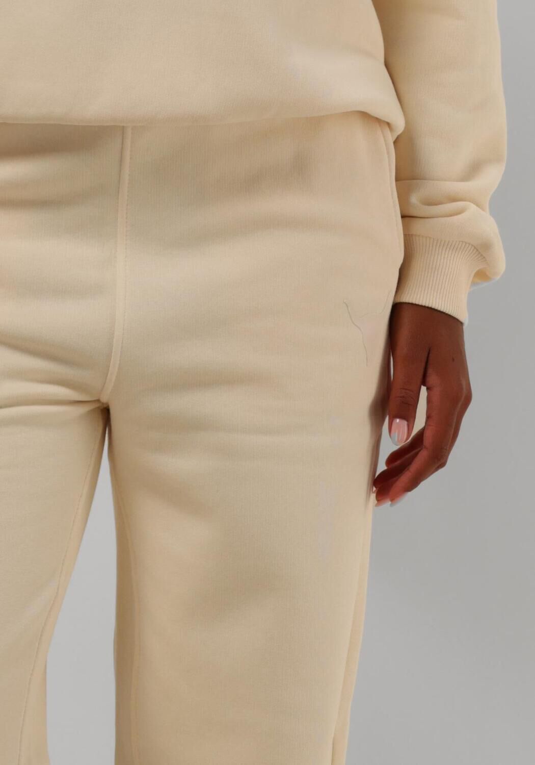 ALIX THE LABEL Dames Broeken Ladies Knitted Sweat Pants Ecru
