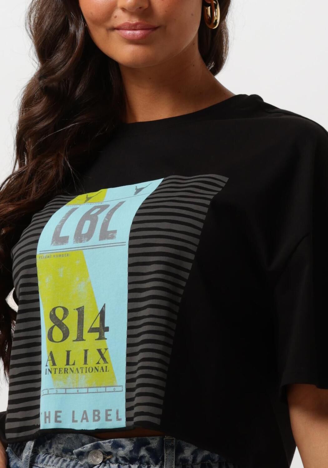 ALIX THE LABEL Dames Tops & T-shirts Ladies Knitted Travel Cropped T-shirt Zwart