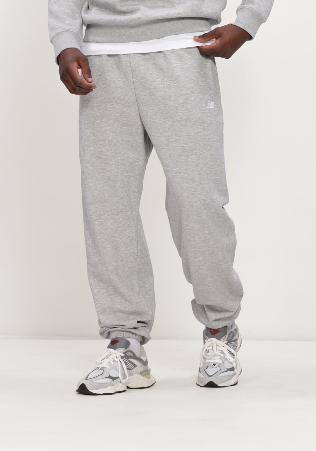 Lichtgrijze NEW BALANCE Joggingbroek SE FT JOGGER - large