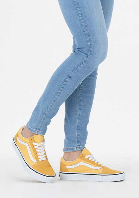 Gele VANS Hoge sneaker UA OLD SKOOL WMN - large