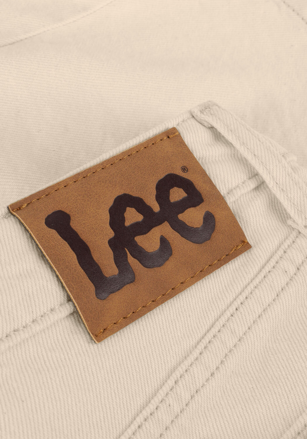 Ecru LEE Jeans CAROL SHORT A LIGHT RINSE - large