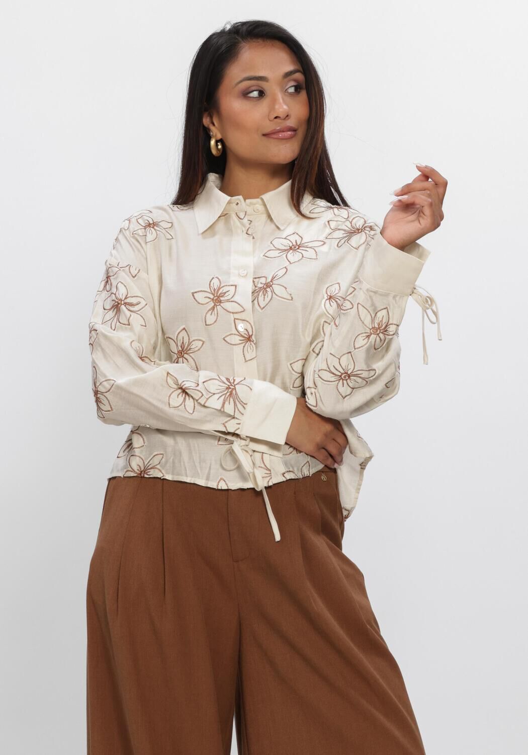 Ecru NUKUS Blouses BAILEY BLOUSE FLOWER - large