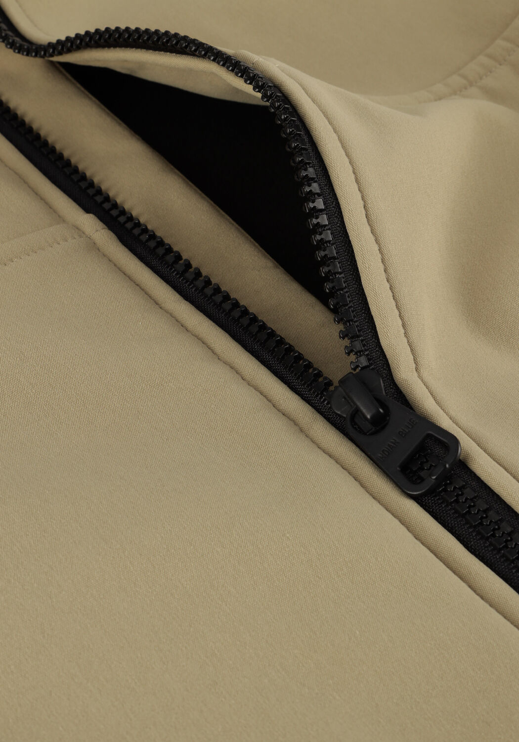 Zand INDIAN BLUE JEANS Jack SOFT SHELL HOODED JACKET - large