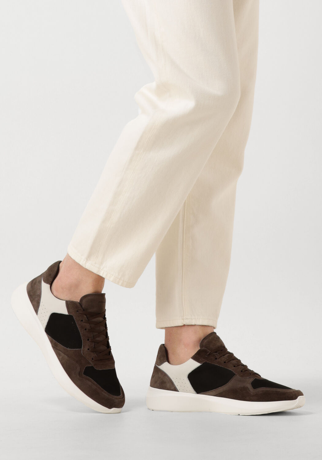 Grijze NUBIKK Lage sneakers ROCK ROAD WAVE - large