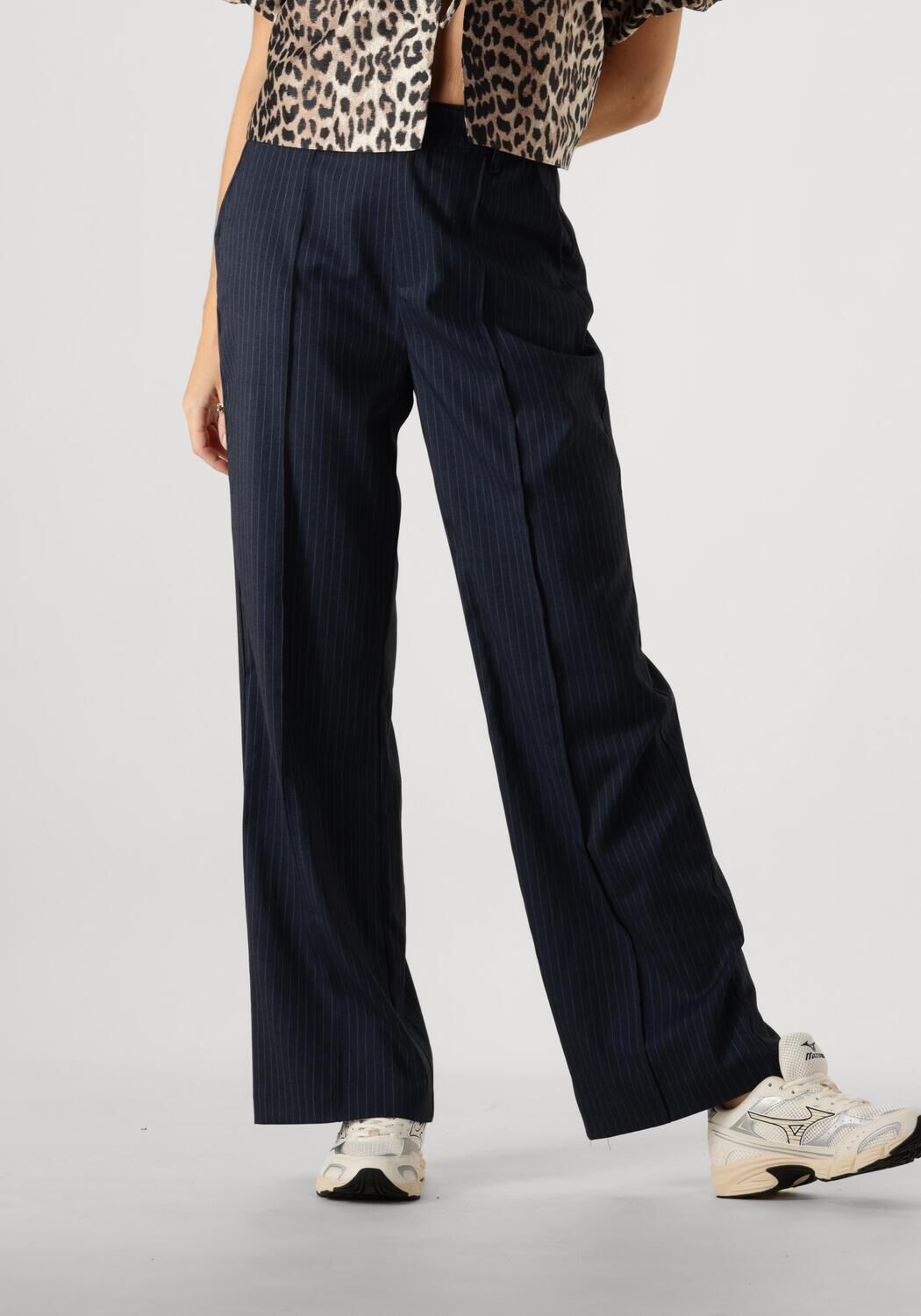 Colourful Rebel high waist straight fit broek met krijtstreep donkerblauw