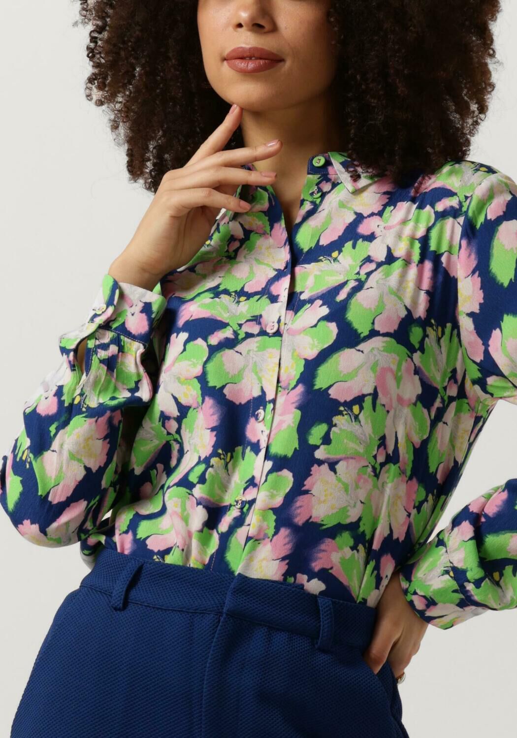 POM AMSTERDAM Dames Blouses Mila Lilies Blue Blouse Roest