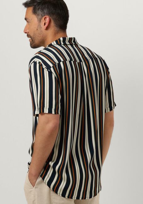 Gebroken wit ANERKJENDT Casual overhemd AKLEO S/S VISCOSE AOP - large