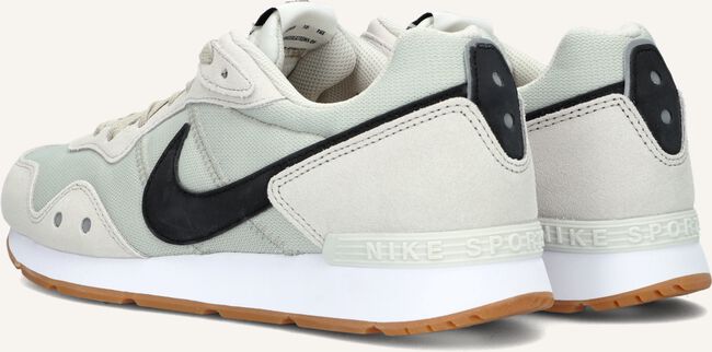 Beige NIKE Lage sneakers VENTURE RUNNER Beige NIKE Lage sneakers VENTURE RUNNER - large