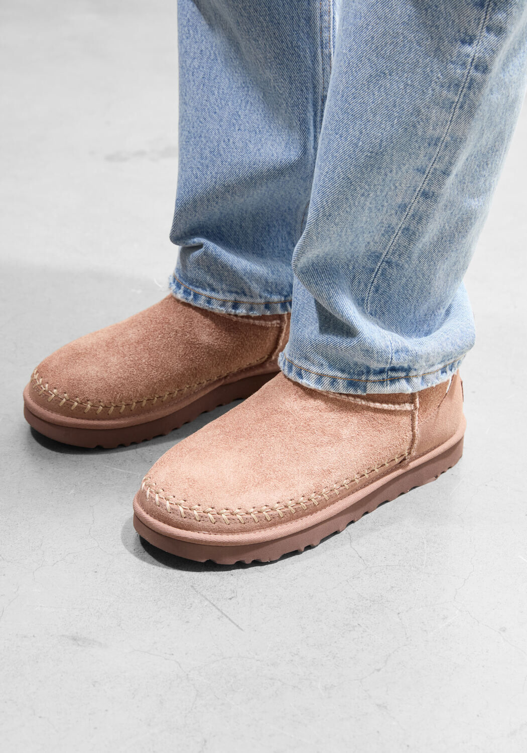 Bruine UGG Vachtlaarzen W CLASSIC ULTRA MINI BIARRITZ - medium