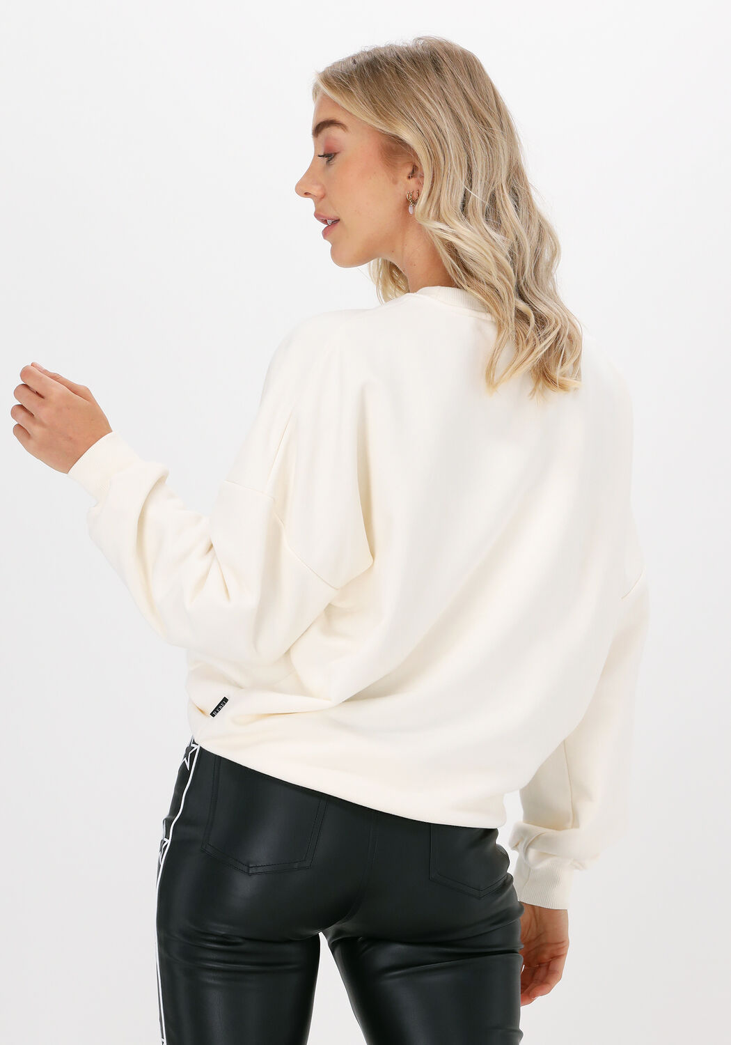 Colourful rebel witte on sale trui