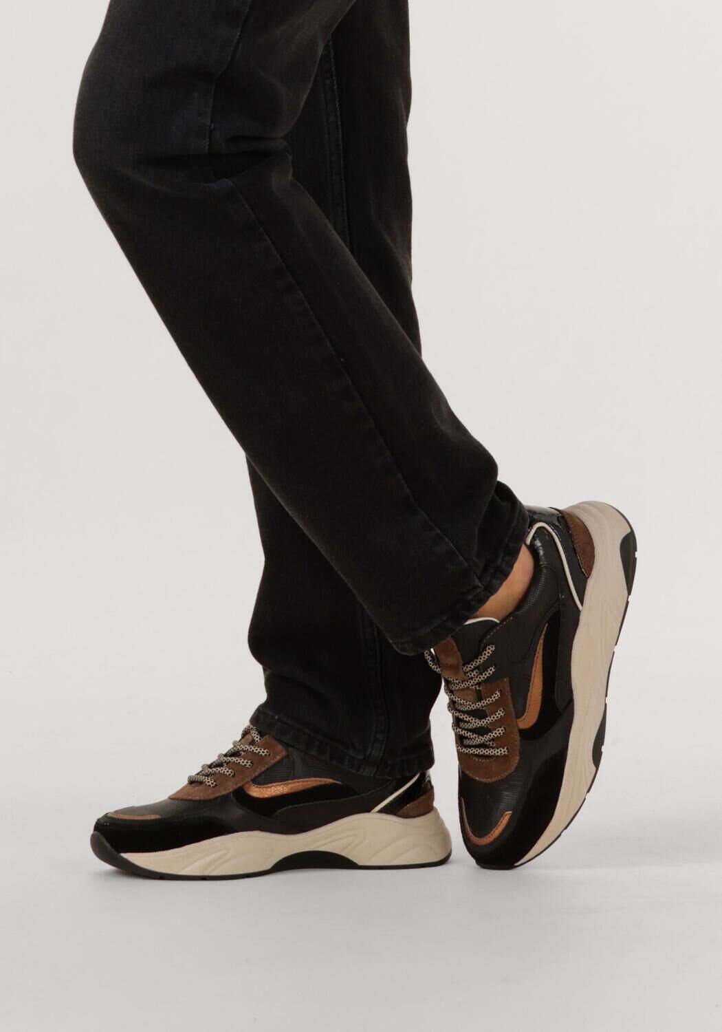 Zwarte NOTRE-V Lage sneakers IVA-30 - large