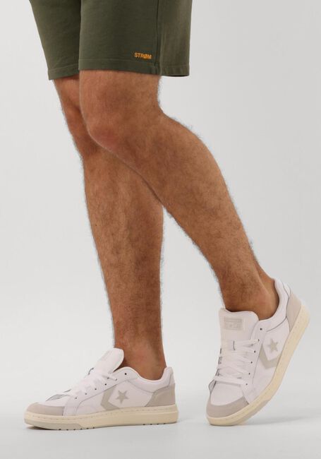 Witte CONVERSE Lage sneakers PRO BLAZE CLASSIC - large