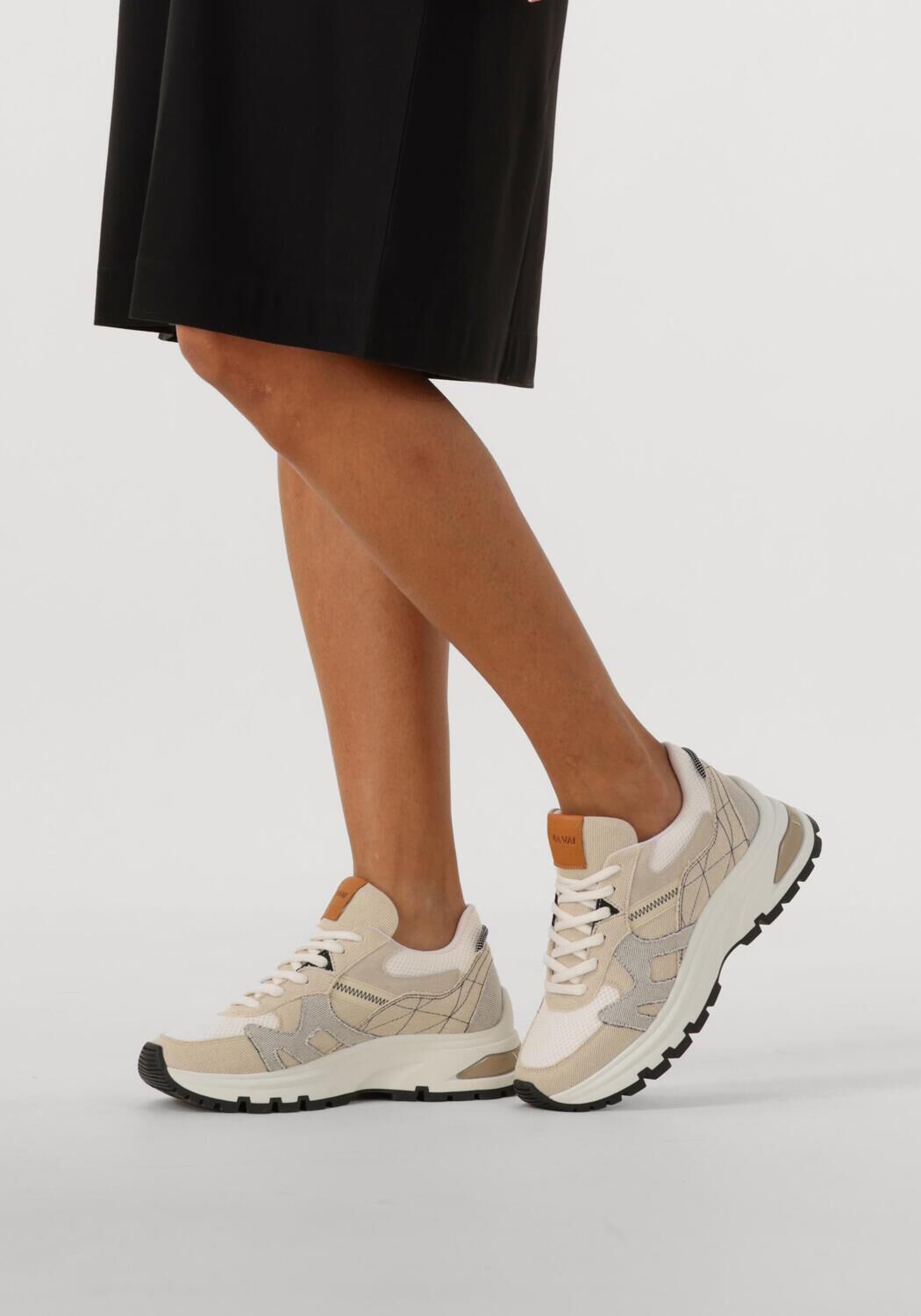 Beige VIA VAI Lage sneakers LIZ FINLEY - large