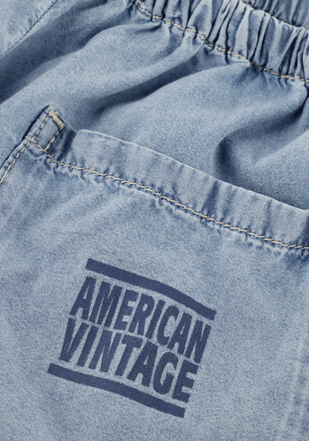 Lichtblauwe AMERICAN VINTAGE Korte broek PAYBOU - large