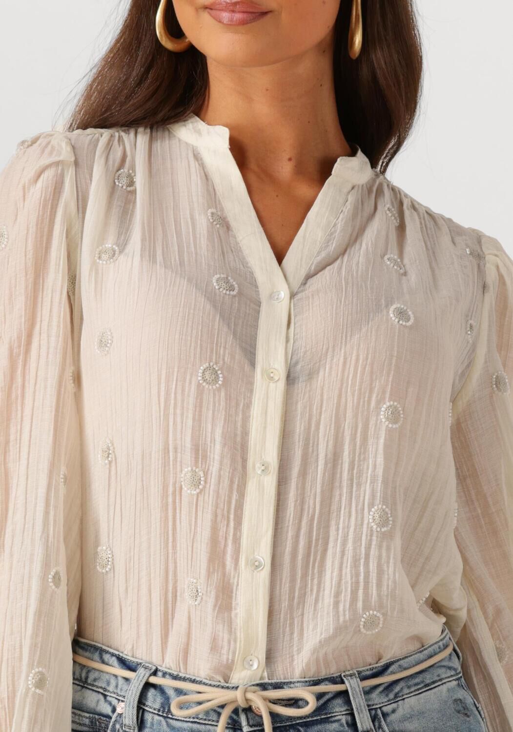 NUKUS Dames Blouses Rosan Blouse Embroidery Gebroken Wit