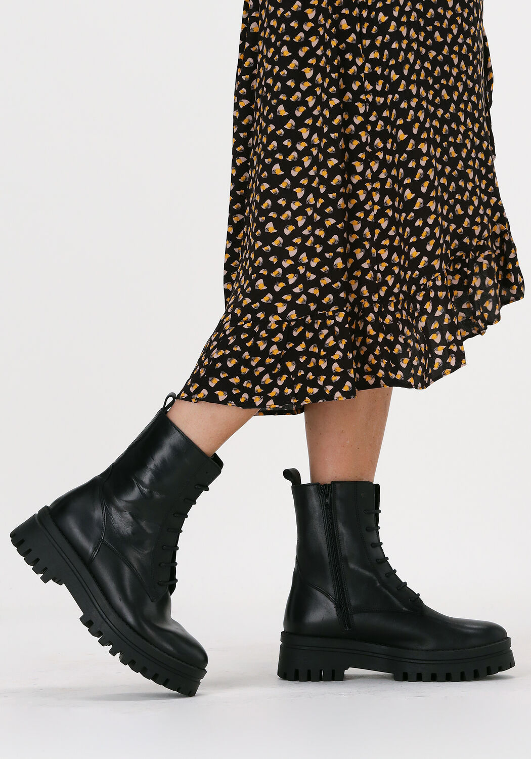 zwarte omoda veterboots tronchetto allacciato