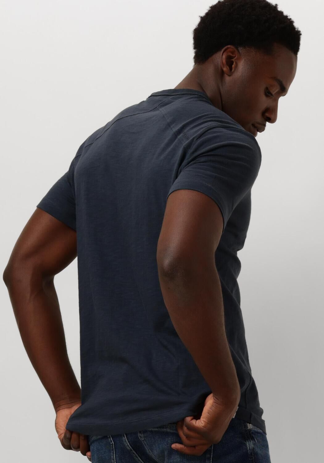 CAST IRON Heren Polo's & T-shirts Short Sleeve R-neck Essential Cotton Blauw