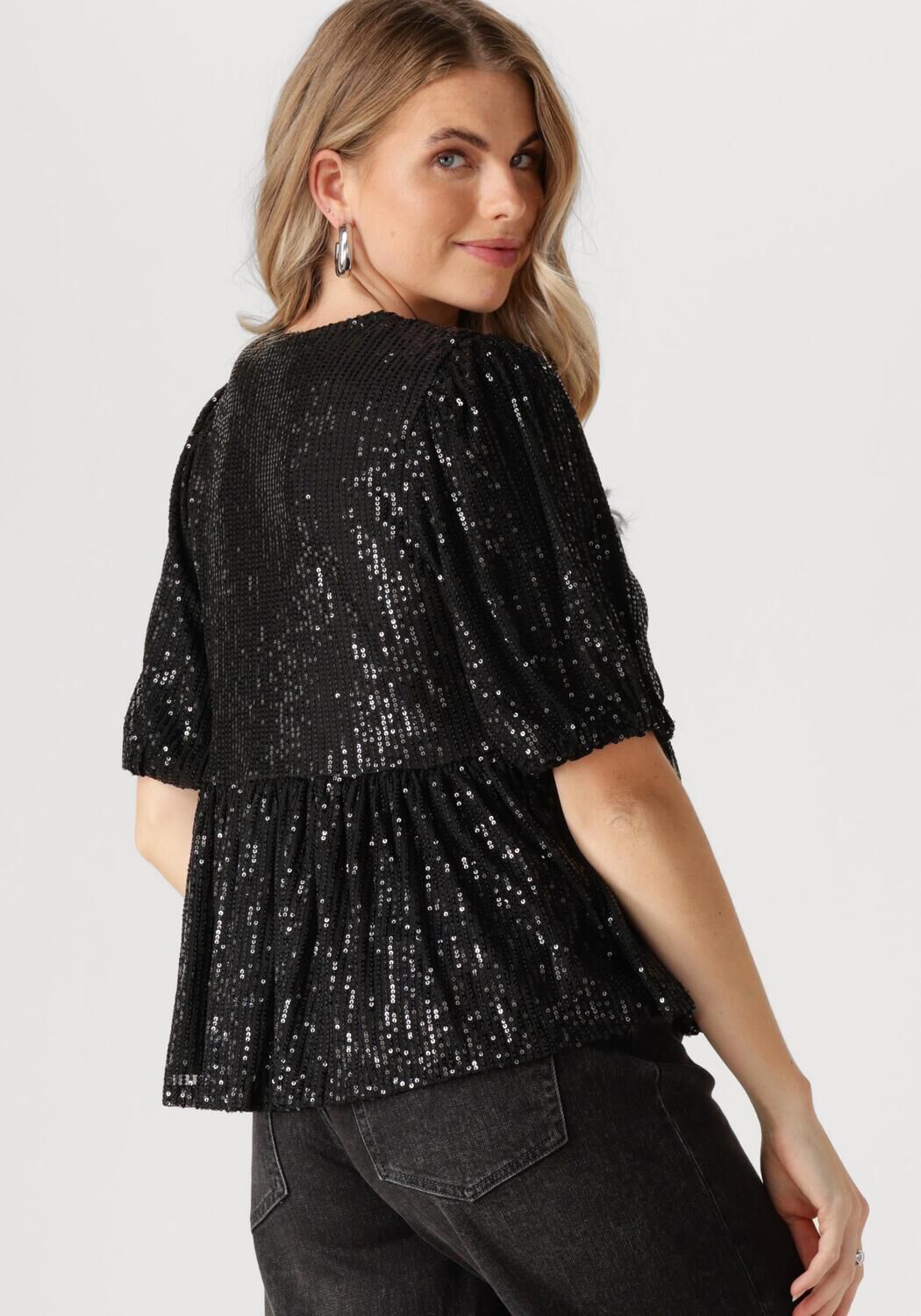 REFINED DEPARTMENT Dames Tops & T-shirts Silva Zwart