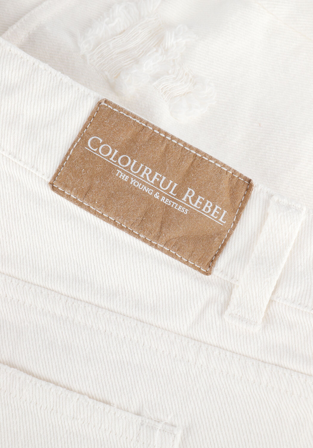 Witte COLOURFUL REBEL Broeken POLLY RIPPED DENIM SHORT - large