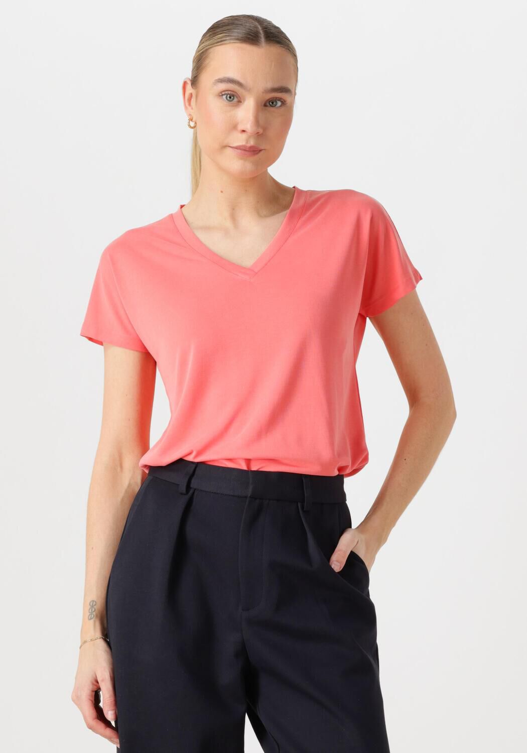 MSCH COPENHAGEN Dames Tops & T-shirts Mschfenya Modal V Neck Tee Koraal