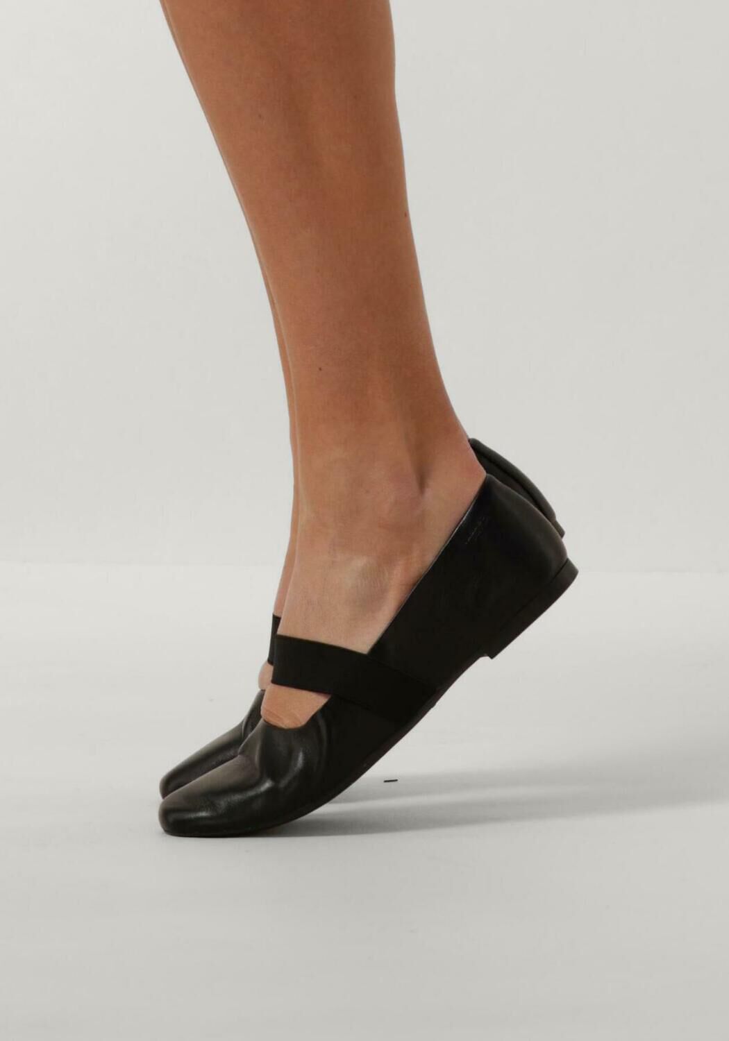 Zwarte VAGABOND SHOEMAKERS Ballerina's JOLIN 501 - large