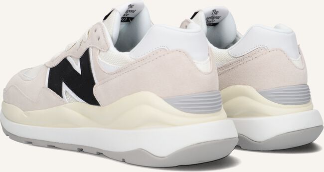 Beige NEW BALANCE Lage sneakers M5740 Beige NEW BALANCE Lage sneakers M5740 - large