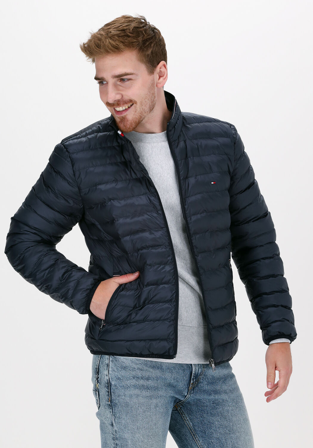 Blauwe TOMMY HILFIGER Gewatteerde jas CORE PACKABLE CIRCULAR JACKET | Omoda