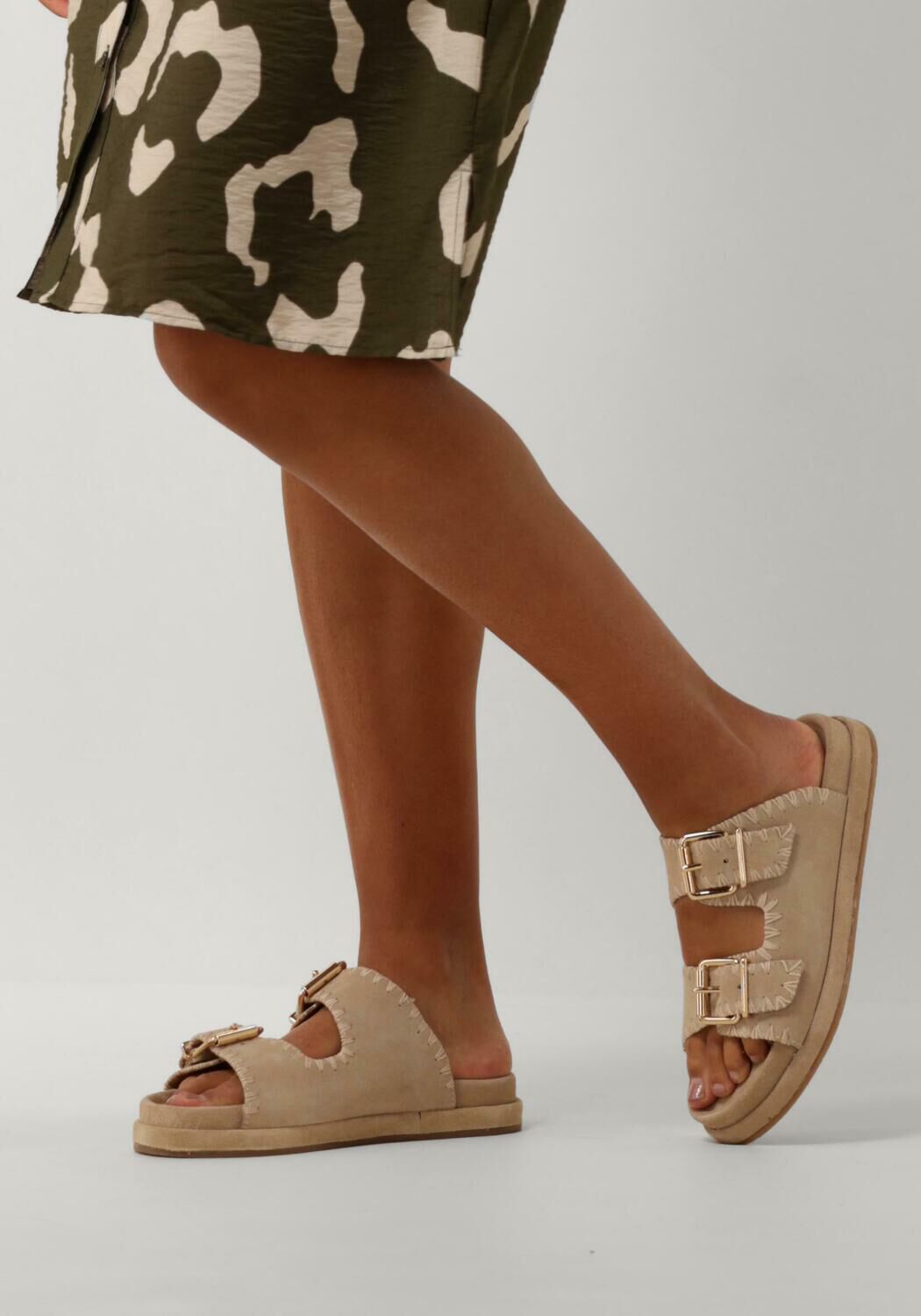 Bruine BLASZ Slippers LPMAG 40 Omoda