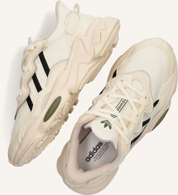 Witte ADIDAS Lage sneakers OZWEEGO J Witte ADIDAS Lage sneakers OZWEEGO J - large