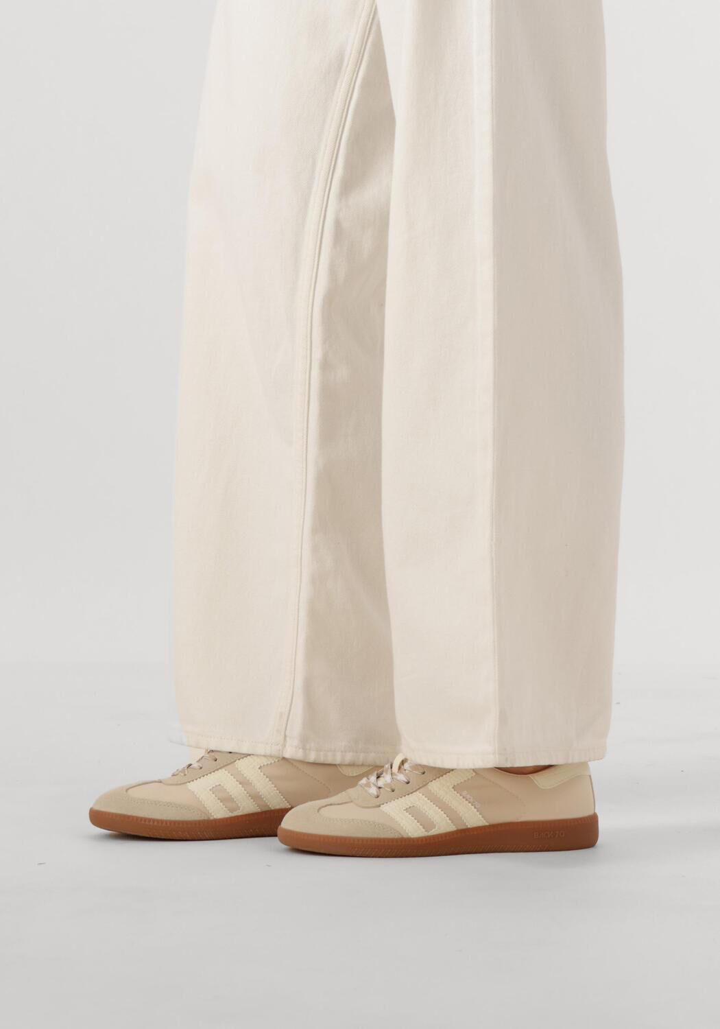 Beige BACK70 Lage sneakers GHOST - large