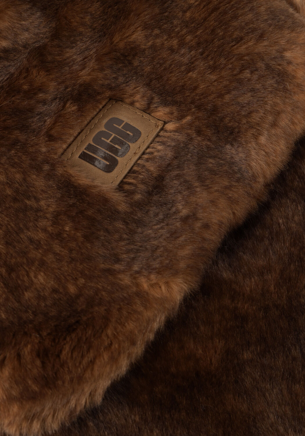 Bruine UGG Sjaal FAUX FUR PULL THRU SCARF - large