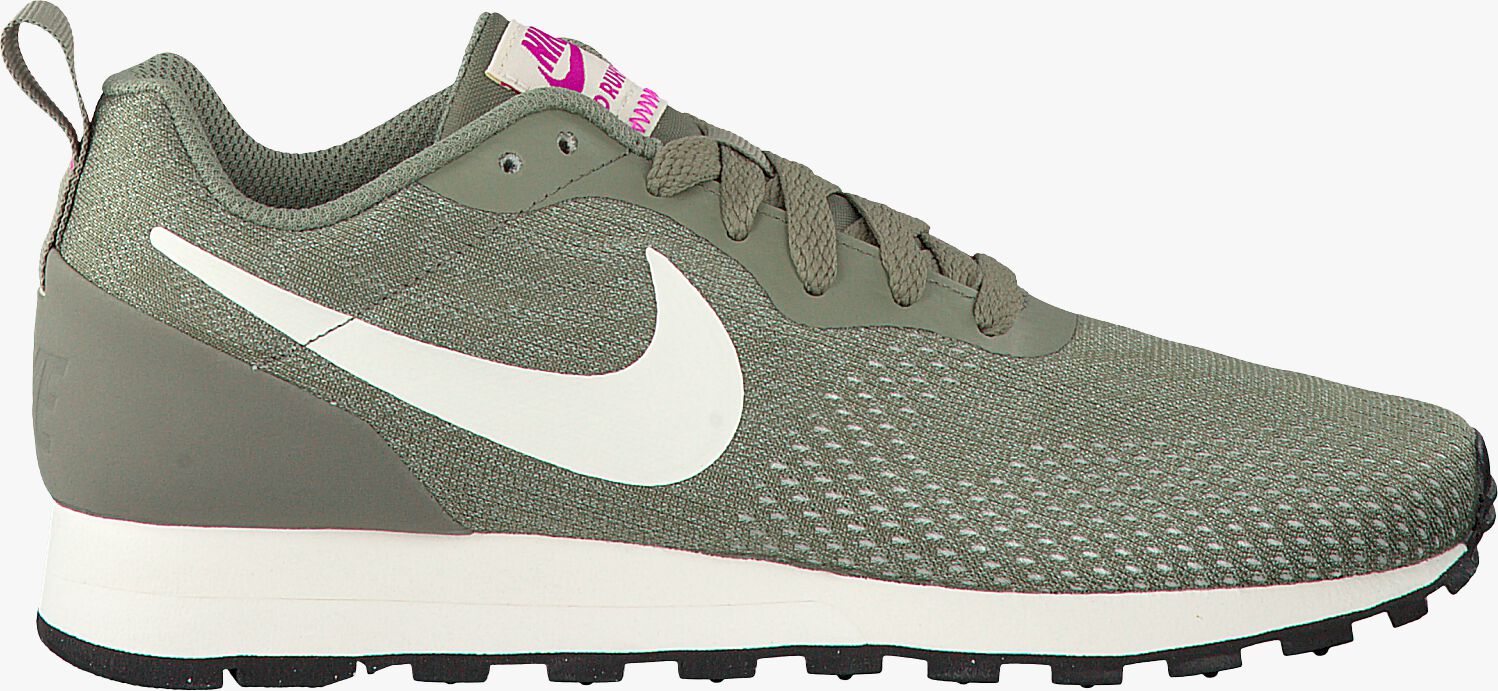 Groene NIKE Sneakers MD RUNNER ENG MESH WMNS | Omoda